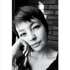 Meet your Posher, Cynthia